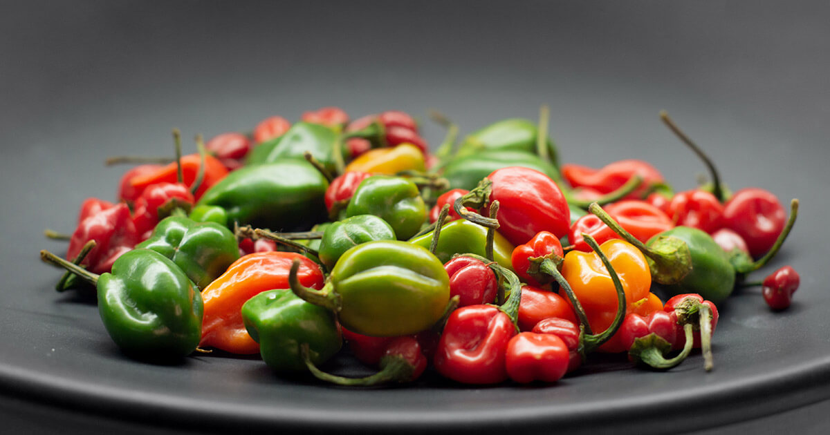 Segíthetnek-e a csípős paprikák abban, hogy tovább éljünk?