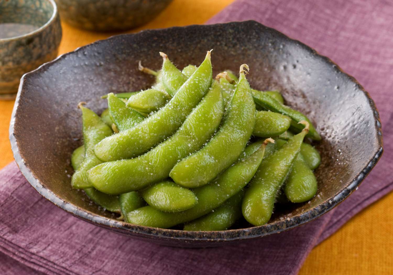 edamame egy tálban