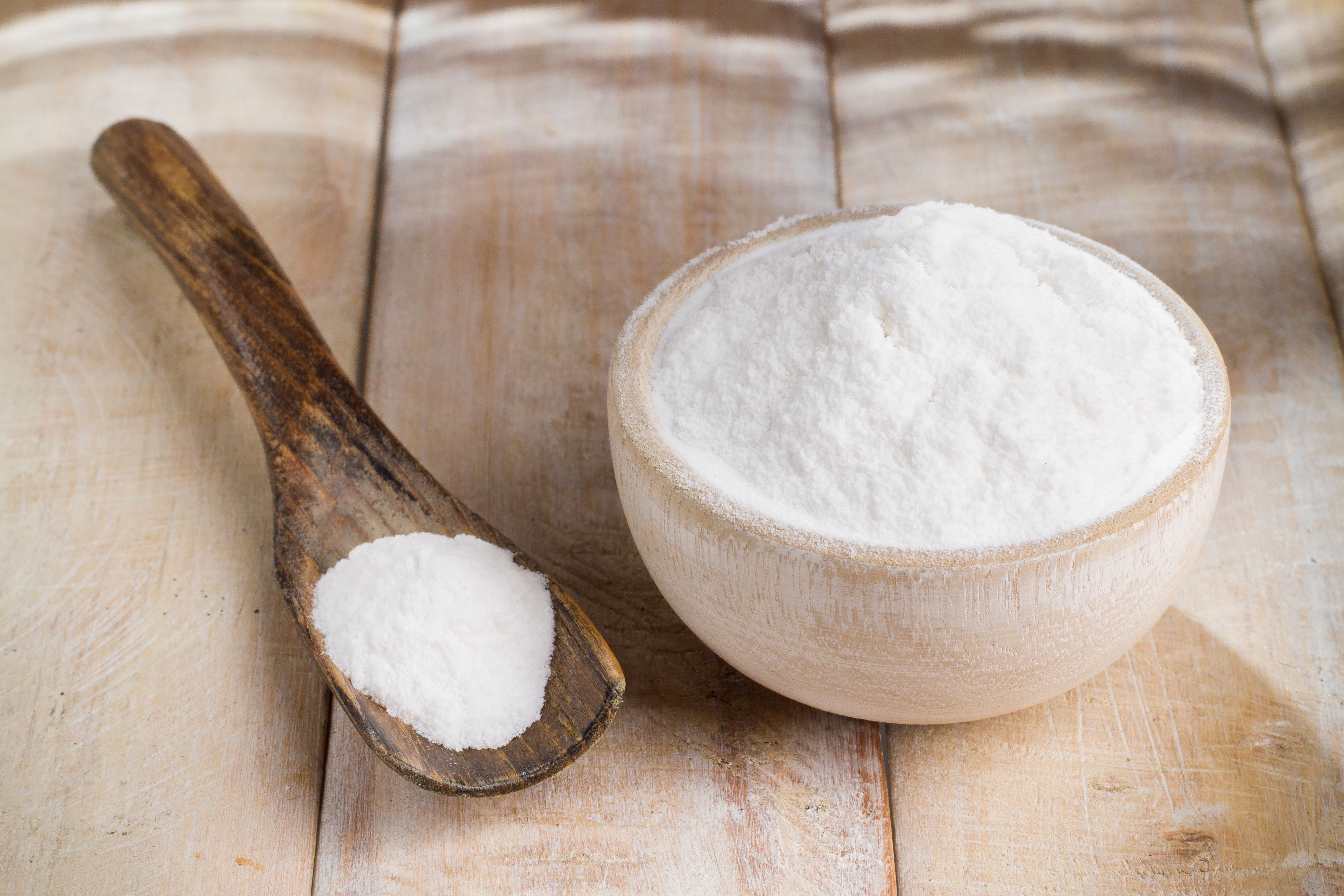 Szódabikarbóna – a háztartás fehér aranya és az egészség csendes őrzője