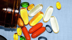 Segíthet a napi multivitamin az öregedés lassításában