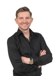 TraumaX Medical Kft - Dr. Somorai István