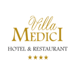 Villa Medici Hotel és Étterem