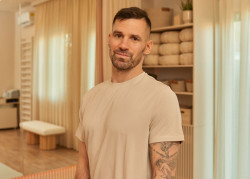 Veres Márk - Suri Stúdió