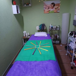 Eszti-Lak Megmaszírozhatlak?